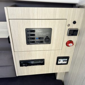 Maxus 24 EVO wnętrze