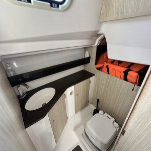 Maxus 24 EVO wnętrze